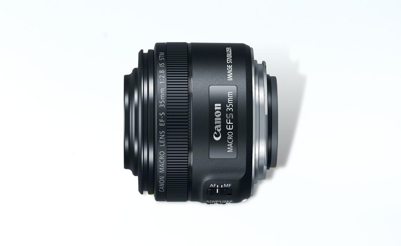 Canon EF-S 35mm f2.8 Macro IS STM Lens