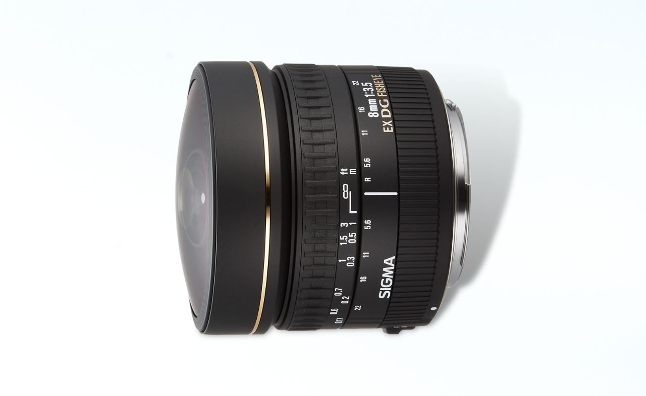 Sigma 8mm f3.5 EX DG Circular Fisheye Lens