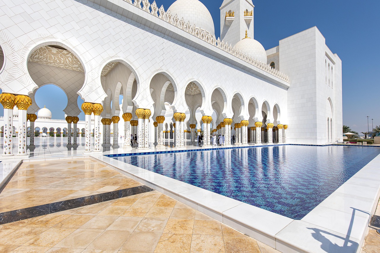 Mosque Abu Dhabi Swimming Pool